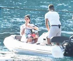 Maybe you would like to learn more about one of these? Sahan Gokbakar Issiz Koyda Ev Aldi Tur Teknelerinden Rahatsiz Olan Sahan Gokbakar Sahili Elleriyle Kapatti Son Dakika Magazin Haberleri