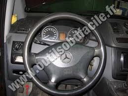 Obd2 Connector Location In Mercedes Vito 639 2003 2010 Outils Obd Facile