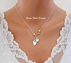 Calla Lily Necklace Pearl Wedding Jewelry Bridal Necklace Duo Etsy Bridal Necklace Pearl Jewelry Wedding Bridesmaid Bracelet