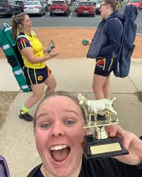 Last post of the regular season and it would only be fitting to come from  yours truely. The CL2 Women played OCHC