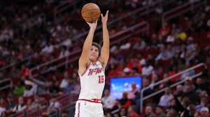 The Athletic: Reed Sheppard is thinking less and shooting more