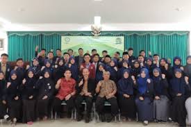 Jika ada yang ingin ditambahkan silahkan isi dikomentar agar kosakata bahasa arab sekolah ini bisa lebih lengkap lagi, serta dapat dimanfaatkan oleh kita semua, bahasa arab sekitar sekolah bukanlah hal yang sulit diingat karena kita berada. Profil Mahasiswa Pendidikan Bahasa Arab
