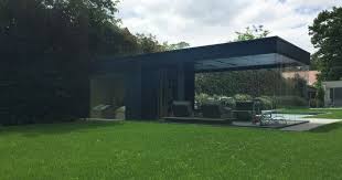 Modernes Poolhaus Mit Sauna Fenster Schmidinger Modernes Poolhaus Poolhaus Pool Haus