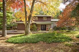 14 Scenic Dr Poughkeepsie Ny 12603 Zillow Home Family Home Building