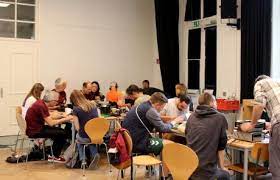 Explore um mapa interativo com locais próximos. Werkstatten Hausdrei E V