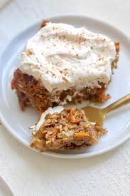 Saya menemukan saya bisa mengurangi jumlah gula dan mentega yang biasa. Carrot Cake Baked Oatmeal Hummusapien