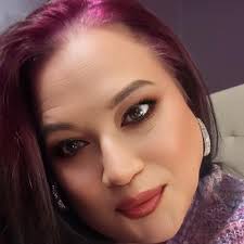 Y'all I need to get the love of my life back lol she's an Aquarius ! Help  me out ! ￼