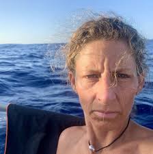 DEN HORIZONT IMMER VOR AUGEN