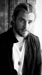 amy edgington (iluvyewmore24)