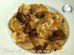 Tagliolini di casa con funghi porcini e profumo di tartufo bianco di alba (450g) (paste cu ciuperci de padure, sos de smantana si ulei de tartufo bianco) 45.50; Ravioli Alla Genovese Con Il Sugo Di Funghi Gran Consiglio Della Forchetta