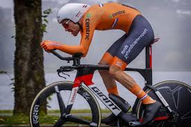 Tom dumoulin's best shot at taking time from simon yates will happen aboard his giant trinity tt bike during stage 16. Op Deze Fiets Won Dumoulin Giant Trinity Advanced Sl Fiets Nl Race En Mtb Website