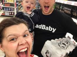 ladbaby youtuber mark hoyle could be christmas number 1 with