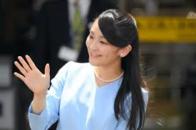 1 day ago · 2017年9 月 に 婚約 内定の 会見 をお開きになられてから4年、 秋篠宮 家 の長女・ 眞子さま と 小室圭 さんが年内にも結婚すると、今月1日付の 読売新聞 が報じた。 çœžå­ã•ã¾ å®Ÿã¯ã‚‚ã†çµå©šã—ã¦ã„ã¾ã™ è¨¼æ˜Žæ›¸ ã‚'å‰ã«ç´€å­ã•ã¾çµ¶å« ãã®å ´ã§ç ´ãæ¨ã¦ã‚‰ã‚Œã‚‹ çš‡å®¤ èŠã®ã‚«ãƒ¼ãƒ†ãƒ³