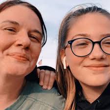 My daughter got a selfie with Jalen. Let's go!