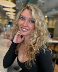 amanda starcevich (@amandadilks) • Instagram photos and videos