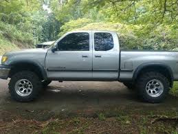 Toyota equips the 2000 tundra sr5 4wd with more than one stock tire size. Pin On User Rides 8
