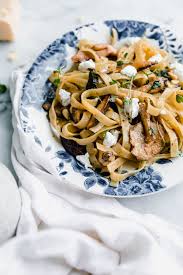 Herby Mushroom Tagliatelle With Brown Buttered Sage Goat Cheese And Pine Nuts Tagliatelle Stuffed Mushrooms Italian Dishes