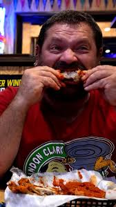 16 HOT wings covered with habanero sauce! That was such a SPICY challenge  🥵 #reels #foodchallenge #wings #spicy