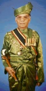 The negeri sembilan order of precedence is a nominal and symbolic hierarchy of important positions within the state of negeri sembilan. Warisan Raja Permaisuri Melayu Ytm Dato Dato Undang Luak Negeri Sembilan