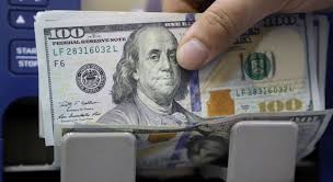 A cotação do dolar hoje está r$ 5,23. Dolar Tem Leve Queda Em Um Mes E Anula Alta Pos Crise Do Orcamento Noticias R7 Economia