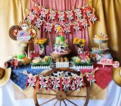 Cute Farm Party Farm Animal Baby Shower Ideas Farm Animals Birthday Party Animal Baby Shower Theme Farm Baby Shower