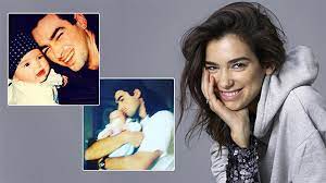 Born 22 august 1995) is an english singer and songwriter. Dua Lipa Shares Adorable Childhood Throwback Pictures With Her Father Video Dailymotion