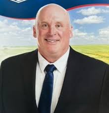 Meet your candidates in the Dakota-arm river constituency