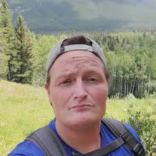 Tá Lawrence Horvath (@lawrence.horvath72) BEO