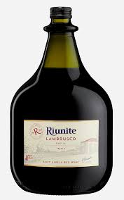 Lambrusco is a wine possessing many remarkable and original qualities and occupies a unique it's not surprising then that lambrusco has made so many friends, even beyond the confines of its. Riunite Lambrusco 3 L Bremers Wine And Liquor