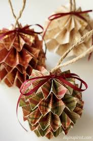 Diy Paper Christmas Ornaments Paper Christmas Ornaments Christmas Paper Christmas Crafts