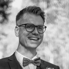 Sommerferien er omsider igang, og tiden hos Conturo AS går med det mot sin  ende. Vil takke for flere gode, lærerike og spennende år i en fremoverlent  bedrift. Fra 1.8.22 starter jeg