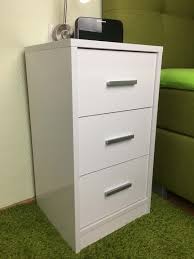 Ein stern abzug weil, wir haben die nachttisch direkt neben dem bett an der kante der matratze, die ecken. Nachttisch Weiss Fur Boxspringbett