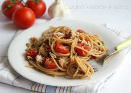 Spaghetti Con Le Sarde E Pomodorini Ricetta Primi Di Pesce Cucina Veloce E Sana Ricette Cibo Etnico Idee Alimentari