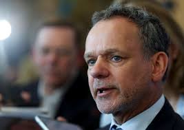 Israeli antiviral mask firm signs with Delta, to enter fashion industry