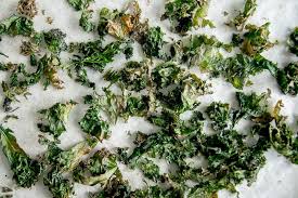 Kale Chips Recipe In 2020 Healthy Bedtime Snacks Clean Eating Desserts Delicious Healthy Recipes