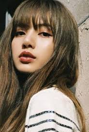 Black & pink (not officially announced, but officially used on it was changed to lalisa after a fortune telling. Why Blackpink S Lisa Is Not Interested In A Boyfriend Yaay K Pop