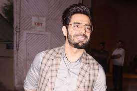 Aparshakti khurana is an indian actor, radio jockey and a television host.1 he is the younger brother of actor ayushmann khurrana.2. Aparshakti Khurana Biography Height Life Story Super Stars Bio