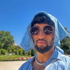 ali bokhari (@AliBokhari_)