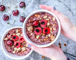 They are also a particularly good source of beta glucan, a type of fiber that reduces hunger and promotes feelings of fullness ( 2 , 3 , 4 ). Low Calorie Oatmeal Recipes For Breakfast And Brunch
