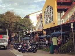 Chong pang market & food centre is a great place to satisfy your hawker fix. Chong Pang Ground Floor Shop Facing Hawker Centre 106 Yishun Ring Road 320 Sqft Retail For Rent By Joseph Lim S 3 600 Mo 23105683