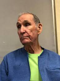 Randy Smothers. I thought I had pics of him and me together. Now correct me  if I'm wrong. Someone told he passed away. Because I was trying to get in  touch with