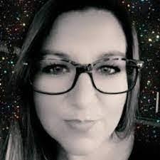 Jodi Gore's Instagram, Twitter & Facebook