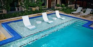 Concrete Pools Vs Fiberglass Pools Florida Luxury Pools