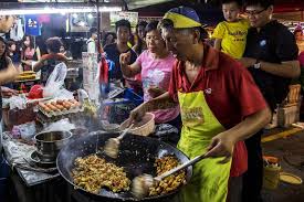 Pasar pagi lembah subang senarai pasar tani bil. Man Cooking Rice Cake At Pj Pasar Malam Editorial Photography Image Of Chinese Culture 74209602