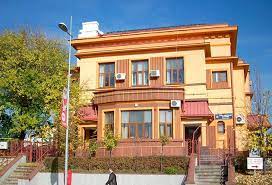 Casa judeteana de pensii arges va modifica din oficiu, conform legii nr.263/2010, toate veniturile asigurate înscrise în contractele de asigurare socială al căror nivel se situează sub nivelul de 2.300 lei. Casa De Pensii ArgeÈ™ È™i A Modificat Programul De Lucru Cu Publicul Universul Argesean