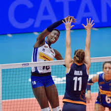 She participated at the 2018 montreux volley masters, 2018 fivb volleyball world championship, and 2018 fivb volleyball women's nations league. Haftanin Oyuncusu 21 Yasindaki Paola Egonu Voleybolunsesi