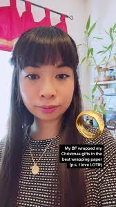 Unwrapping a LOTR Gift from my BF