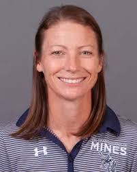 Shannon Mines's Instagram, Twitter & Facebook