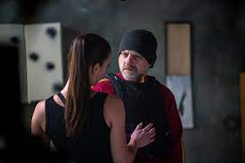 Film prvok, šampón, tečka a karel, jehož premiéra v kinech je v plánu na konec roku 2020, vzniká v produkci bontonfilm studios a love.frame, koproducentem je česká. Prvok Sampon Tecka A Karel 2021 Csfd Cz