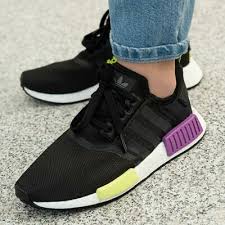 Das sockenähnliche design dieser schuhe verleiht ihnen eine enge, konturierte passform. Adidas Nmd R1 Model Adidas Nmd R1 Obermaterial Textil Mit Synthetik Innenmaterial Textil Levis Cap Kappe Schirmm Adidas Nmd R1 Turnschuhe Herren Sneaker